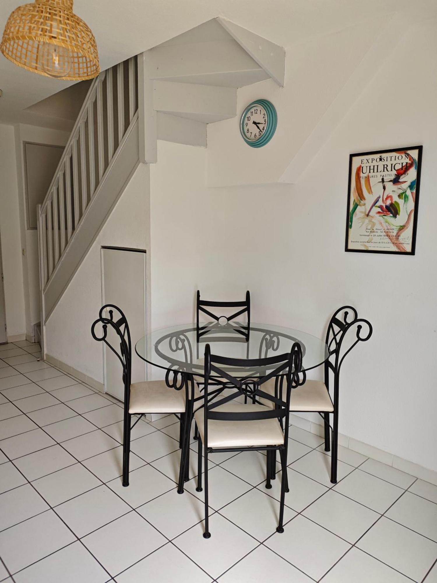 La Provencale Appartement Saint-Saturnin-lès-Avignon Buitenkant foto