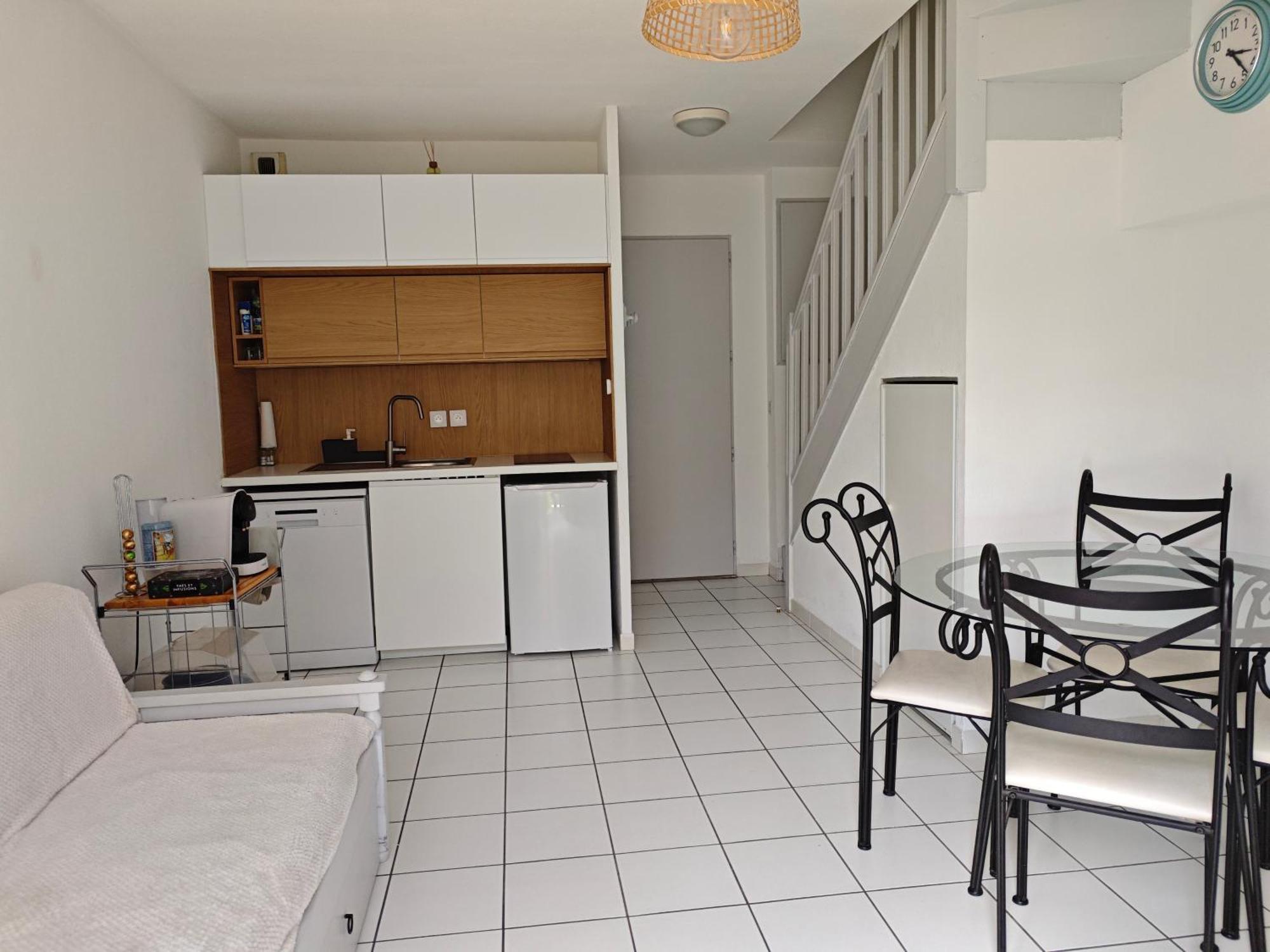 La Provencale Appartement Saint-Saturnin-lès-Avignon Buitenkant foto